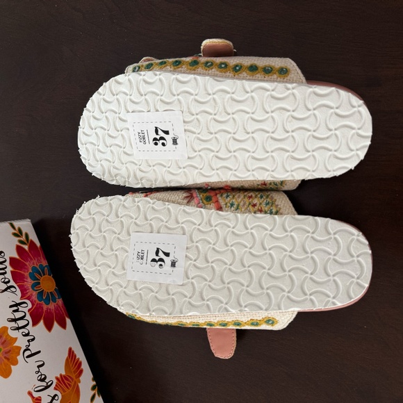 Fizzy Goblet Vegn Sliders - Picture 7 of 9